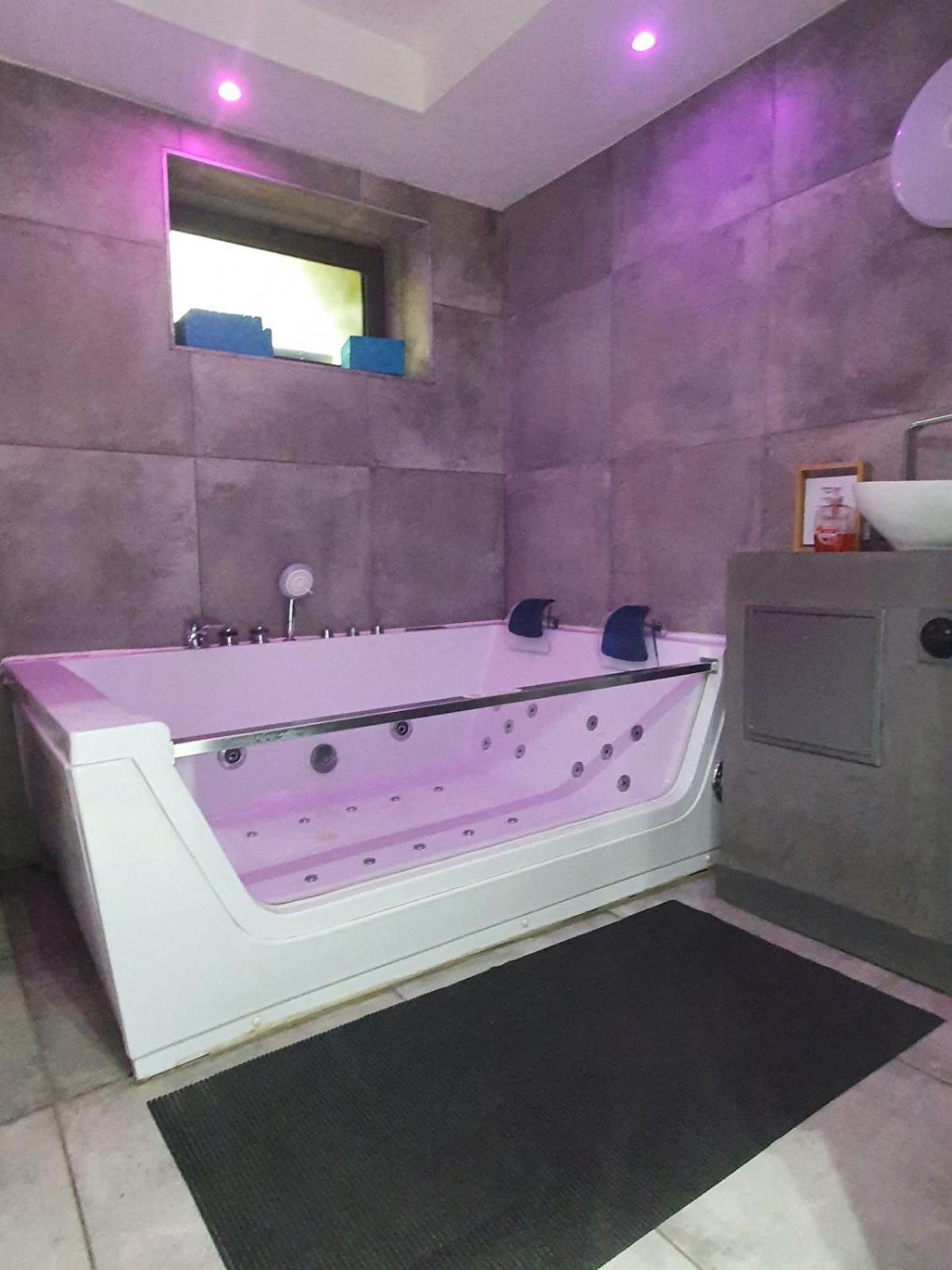 Villa Belle Sur , 6 Avec Piscine, Hammam Et Sauna *